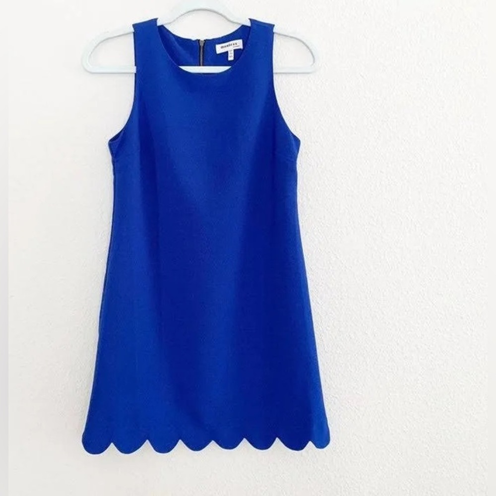 Monteau Sleevless Scalloped Hem Dress